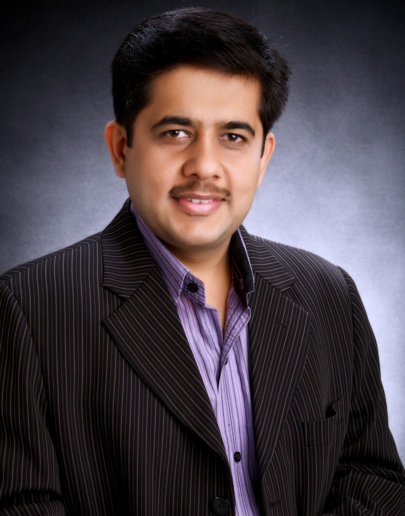 Dr. Manish Motwani- MS 